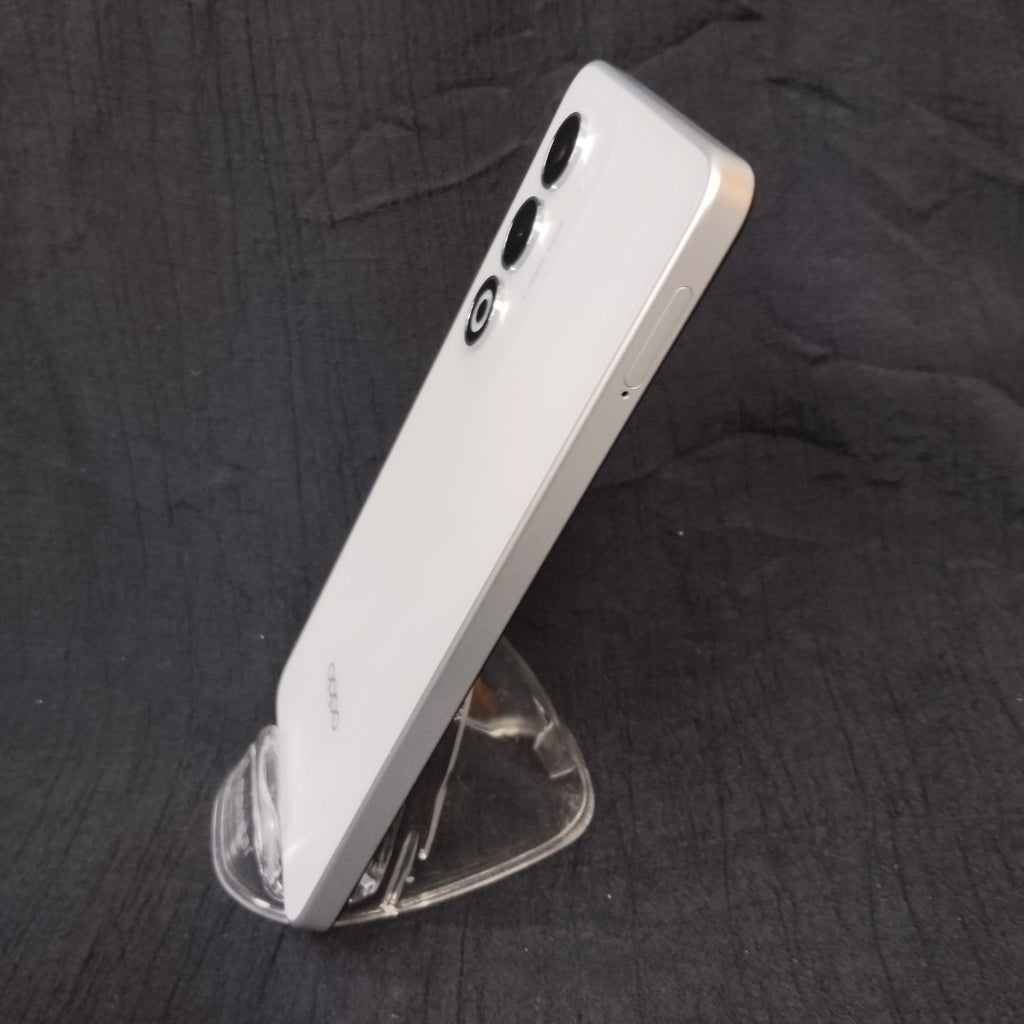 CELULAR OPPO A5 CPH2727 (2025) 256 GB 4 GB RAM (SEMINUEVO)