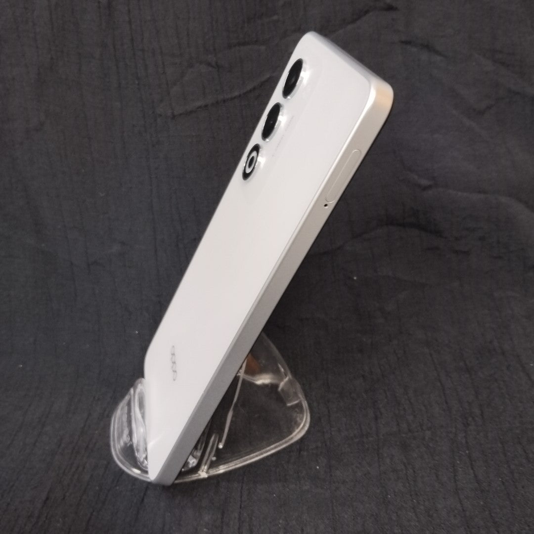 CELULAR OPPO A5 CPH2727 (2025) 256 GB 4 GB RAM (SEMINUEVO)