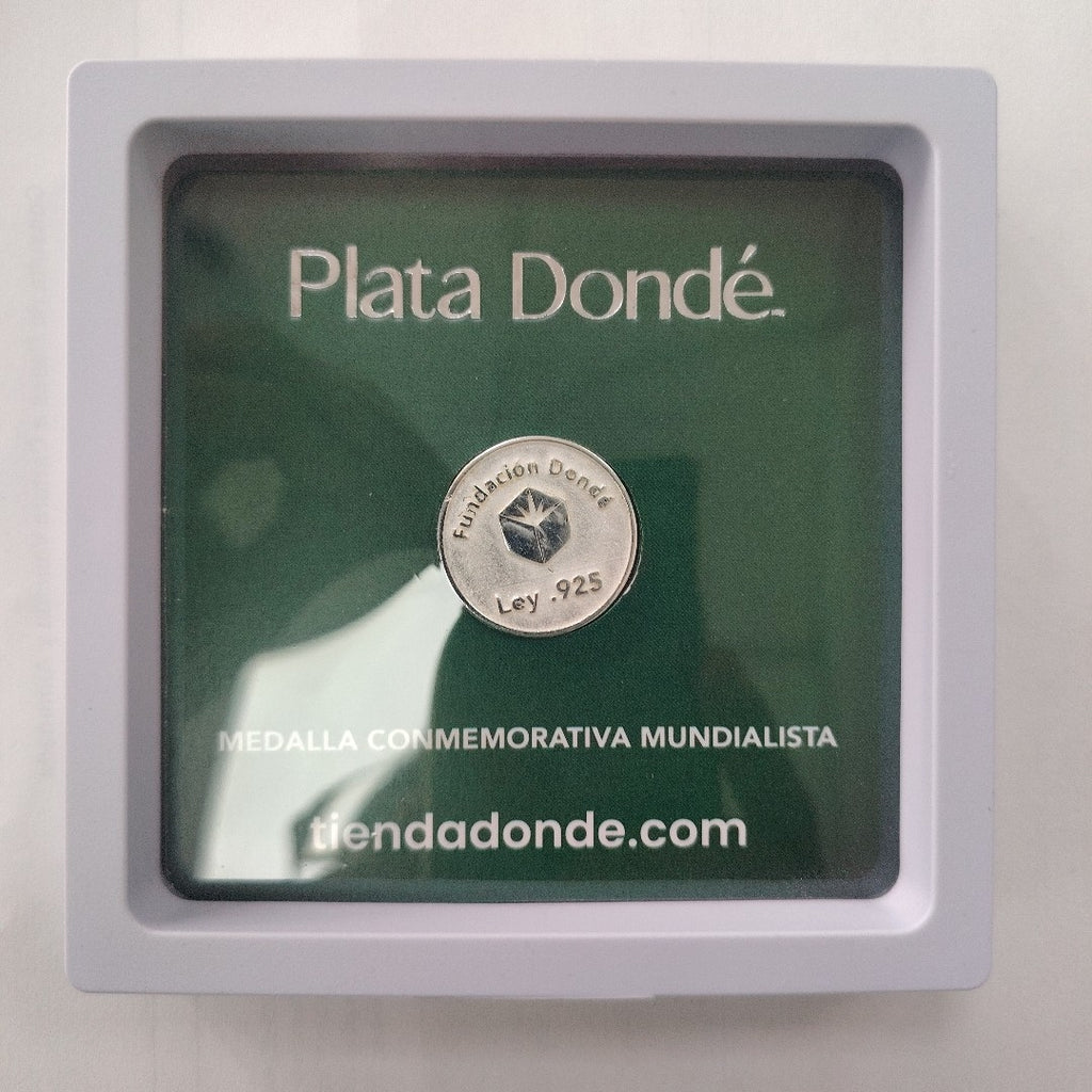 MEDALLA CONMEMORATIVA FRD FÚTBOL MOTIVO QUETZALCÓATL PLATA .925 11.9 GR (NUEVO)