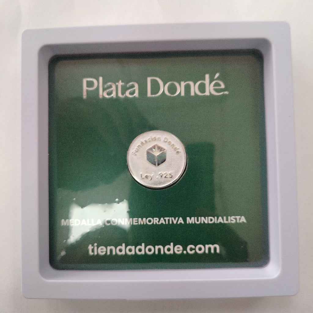 MEDALLA CONMEMORATIVA FRD FÚTBOL MOTIVO ÁGUILA PLATA .925 8.9 GR (NUEVO)