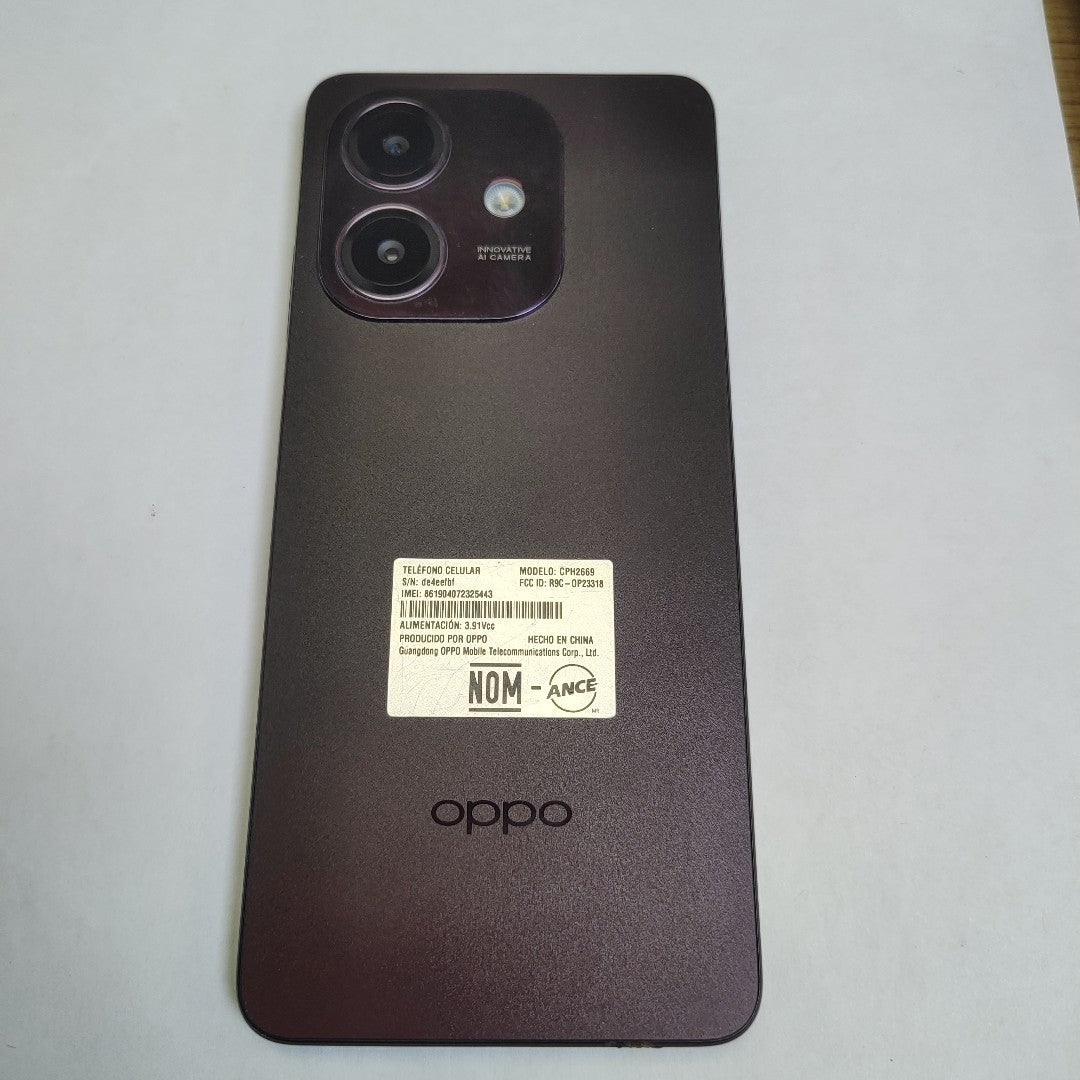 CELULAR OPPO A40 CPH2669 (2024) 256 GB 4 GB RAM (SEMINUEVO)