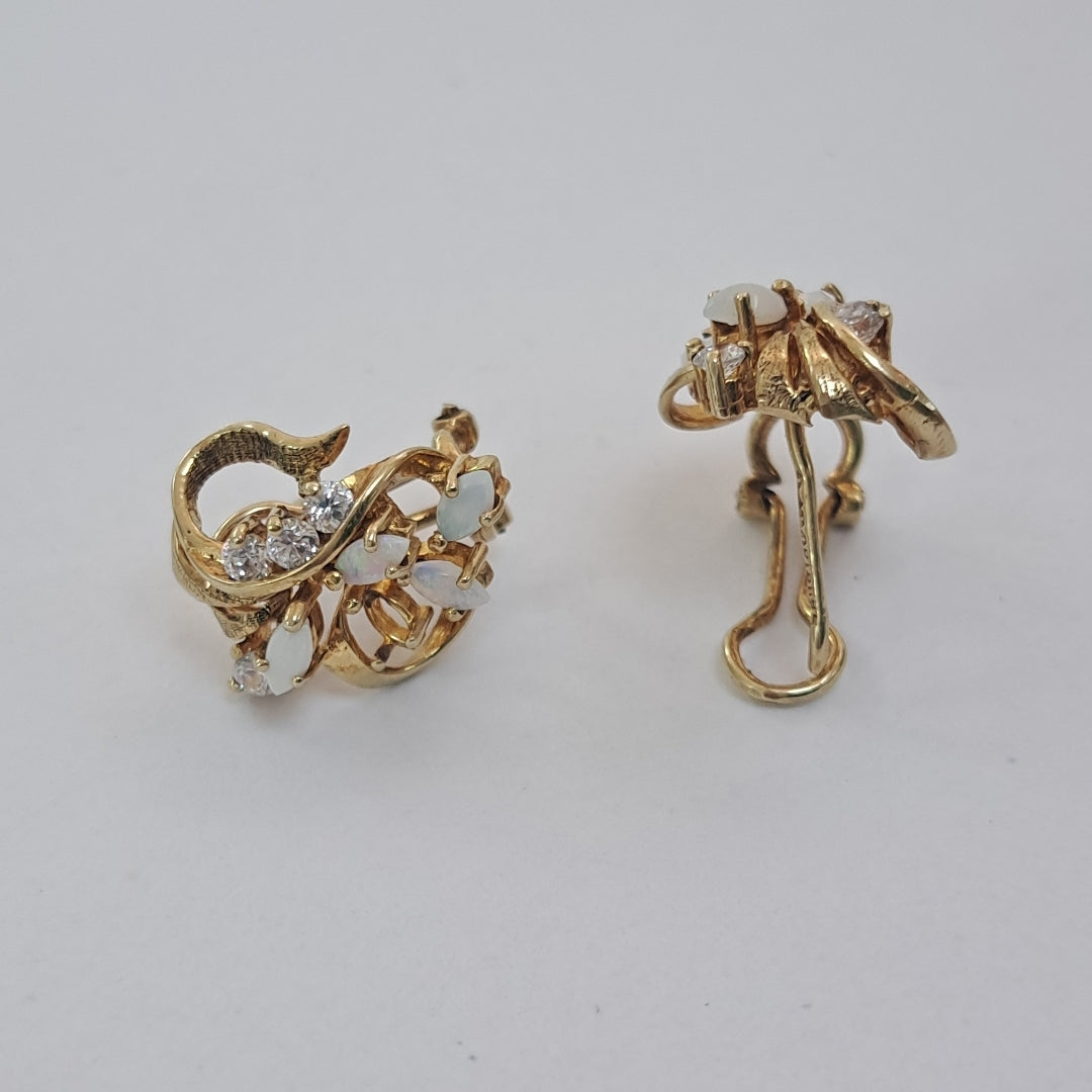 ARETES PAR ORO 14 K 4.4 GRMS (SEMINUEVO)