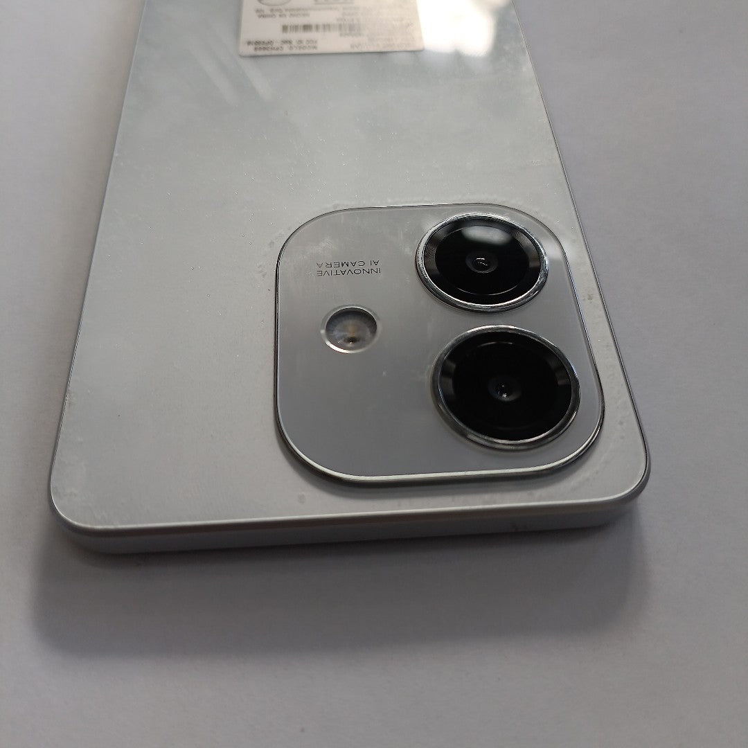 CELULAR OPPO A60 CPH3669 256 GB 8 GB RAM (SEMINUEVO)