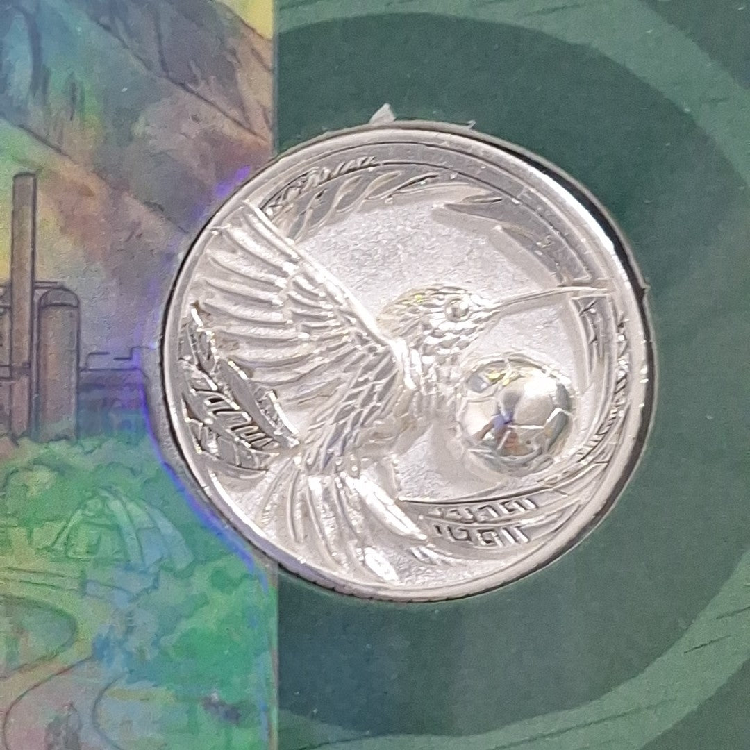 MEDALLA CONMEMORATIVA FRD FÚTBOL MOTIVO COLIBRI PLATA .925 8 GR (NUEVO)