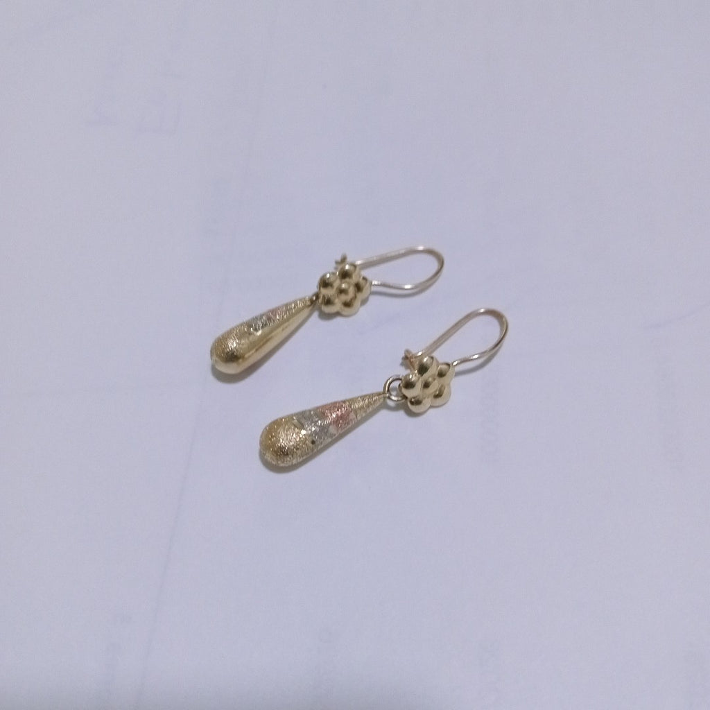 ARETES PAR ORO 10 K 1.6 GRMS (SEMINUEVO)