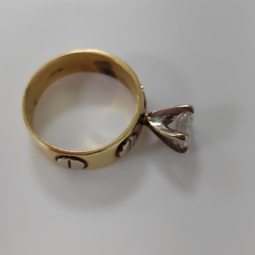 SOLITARIO ORO 14 K 4.8 GRMS (SEMINUEVO)