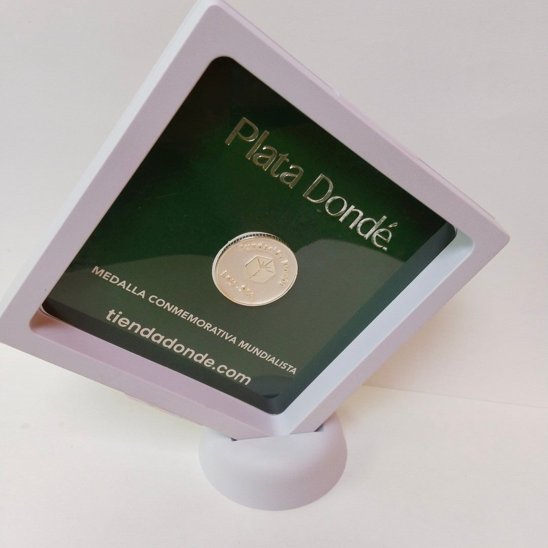 MEDALLA CONMEMORATIVA FRD FÚTBOL MOTIVO QUETZALCÓATL PLATA .925 11.9 GR (NUEVO)