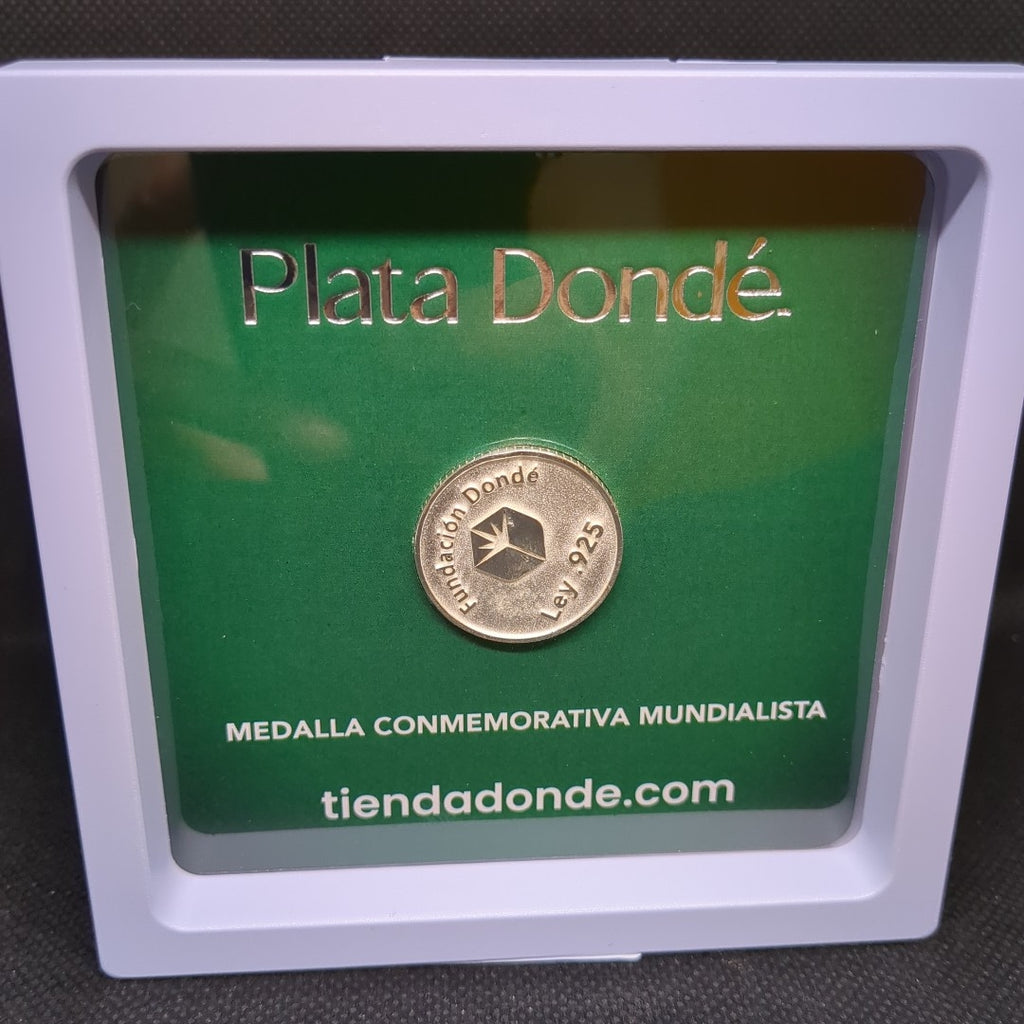 MEDALLA CONMEMORATIVA FRD FÚTBOL MOTIVO COLIBRI PLATA .925 8 GR (NUEVO)