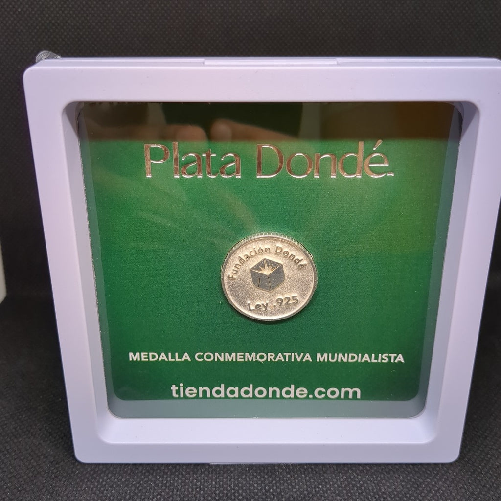 MEDALLA CONMEMORATIVA FRD FÚTBOL MOTIVO QUETZALCÓATL PLATA .925 11.9 GR (NUEVO)