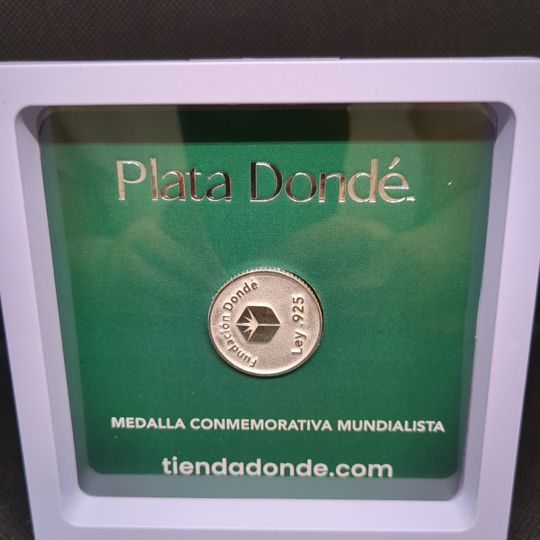 MEDALLA CONMEMORATIVA FRD FÚTBOL MOTIVO COLIBRI PLATA .925 8 GR (NUEVO)