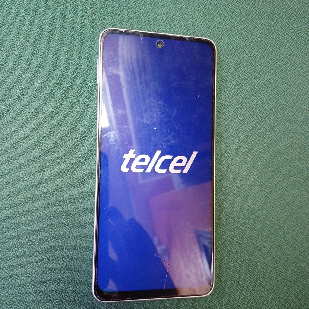 CELULAR OPPO A5 PRO CPH2711 (2025) 256 GB 8 GB RAM (SEMINUEVO)