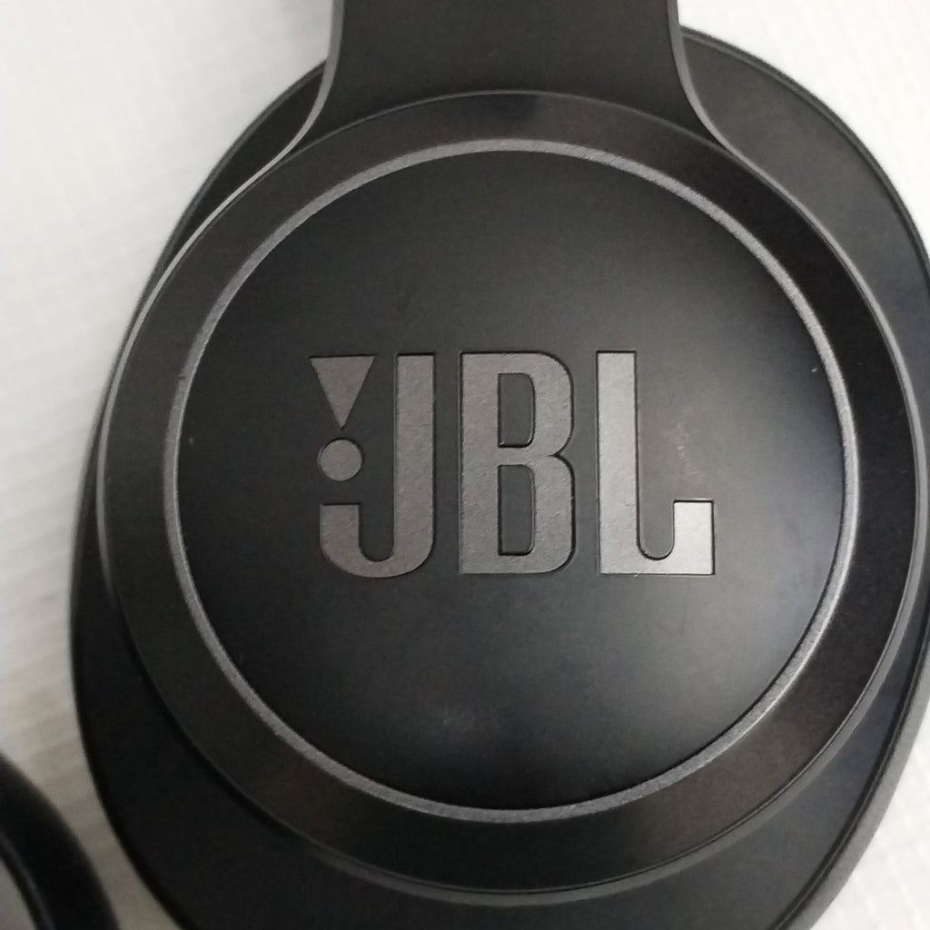 AUDIFONOS JBL LIVE 660NC INALAMBRICO OVER EAR (SEMINUEVO)