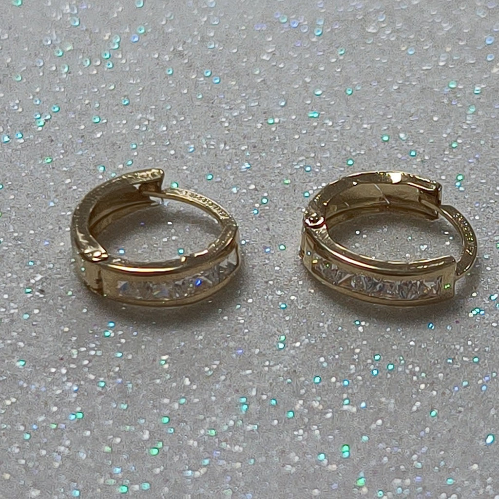 ARRACADAS PAR ORO 8 K 1.2 GRMS (SEMINUEVO)