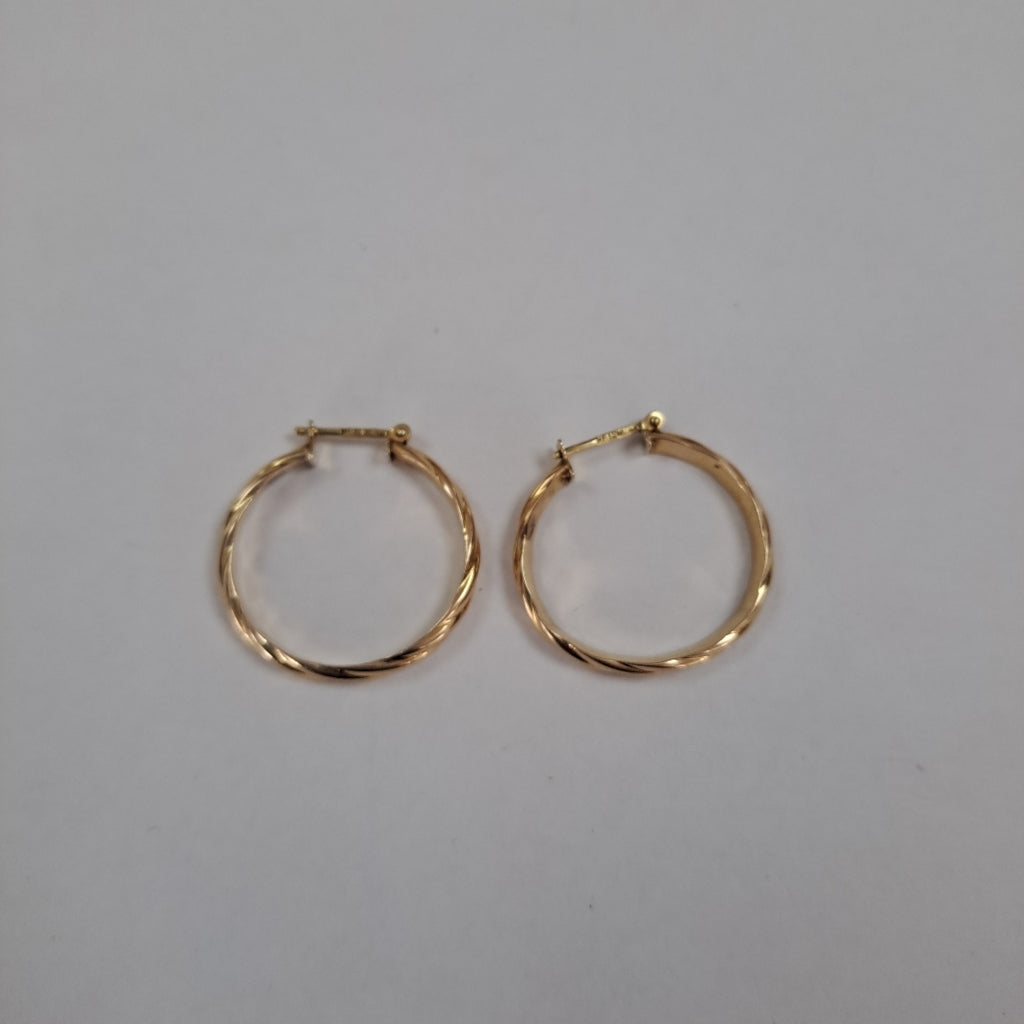 ARETES PAR ORO 14 K 1.6 GRMS (SEMINUEVO)