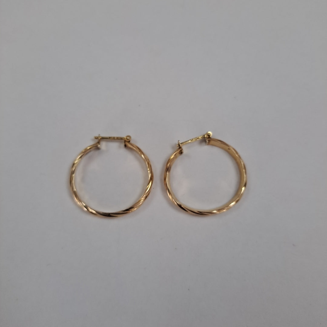 ARETES PAR ORO 14 K 1.6 GRMS (SEMINUEVO)