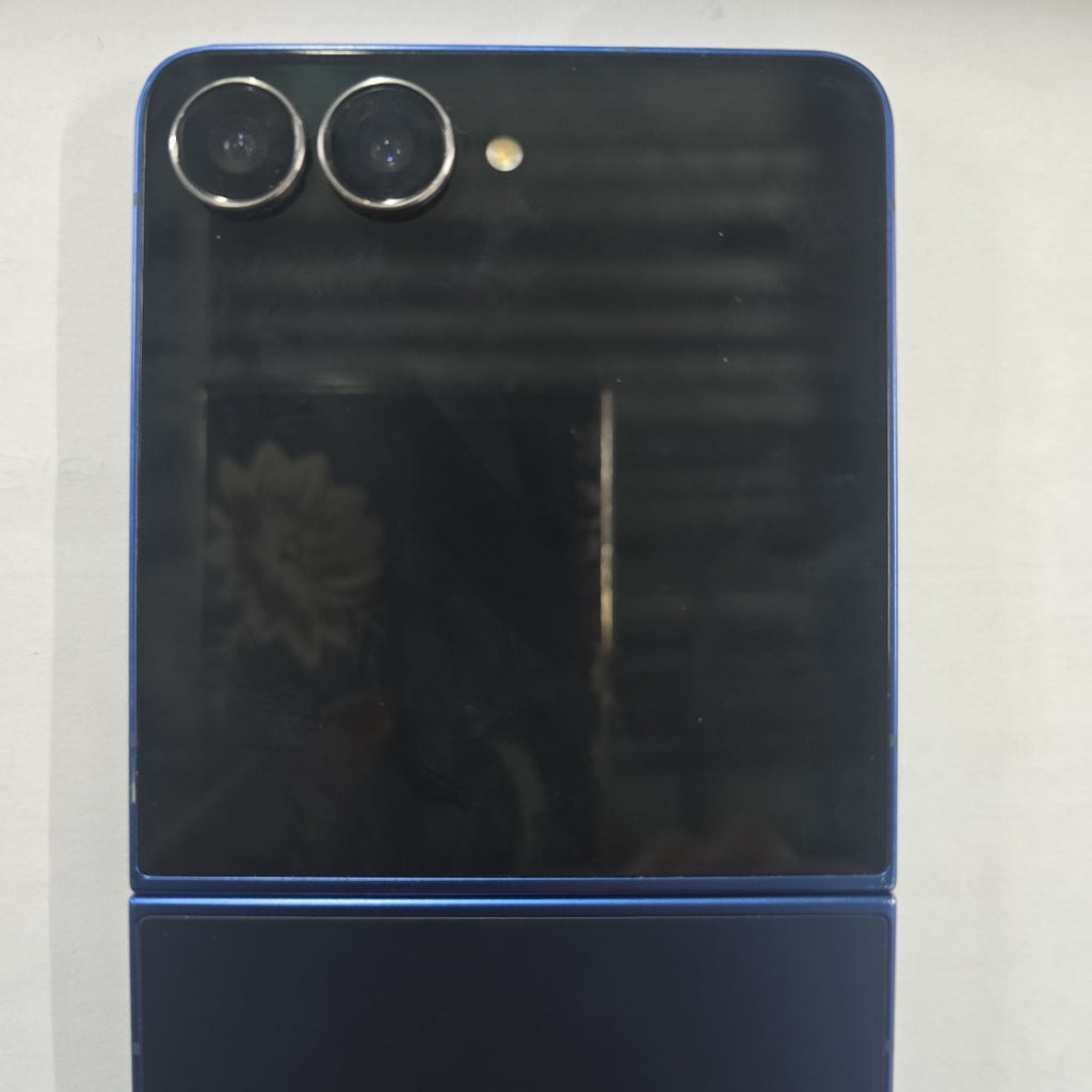 CELULAR SAMSUNG GALAXY Z FLIP 7 SM-F766B (2025) 512 GB 12 GB RAM (SEMINUEVO)