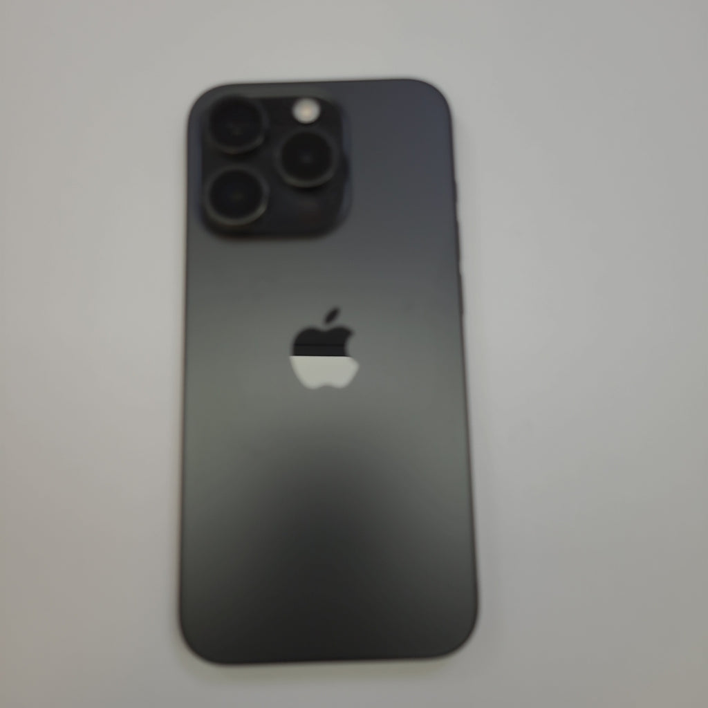 CELULAR APPLE IPHONE 15 PRO A3101 128 GB 8 GB RAM (SEMINUEVO)