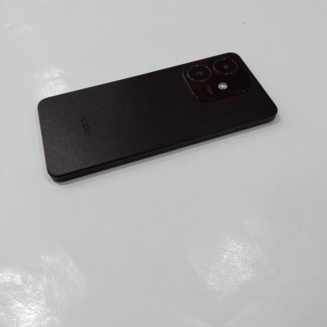 CELULAR OPPO A40 CPH2669 (2024) 256 GB 4 GB RAM