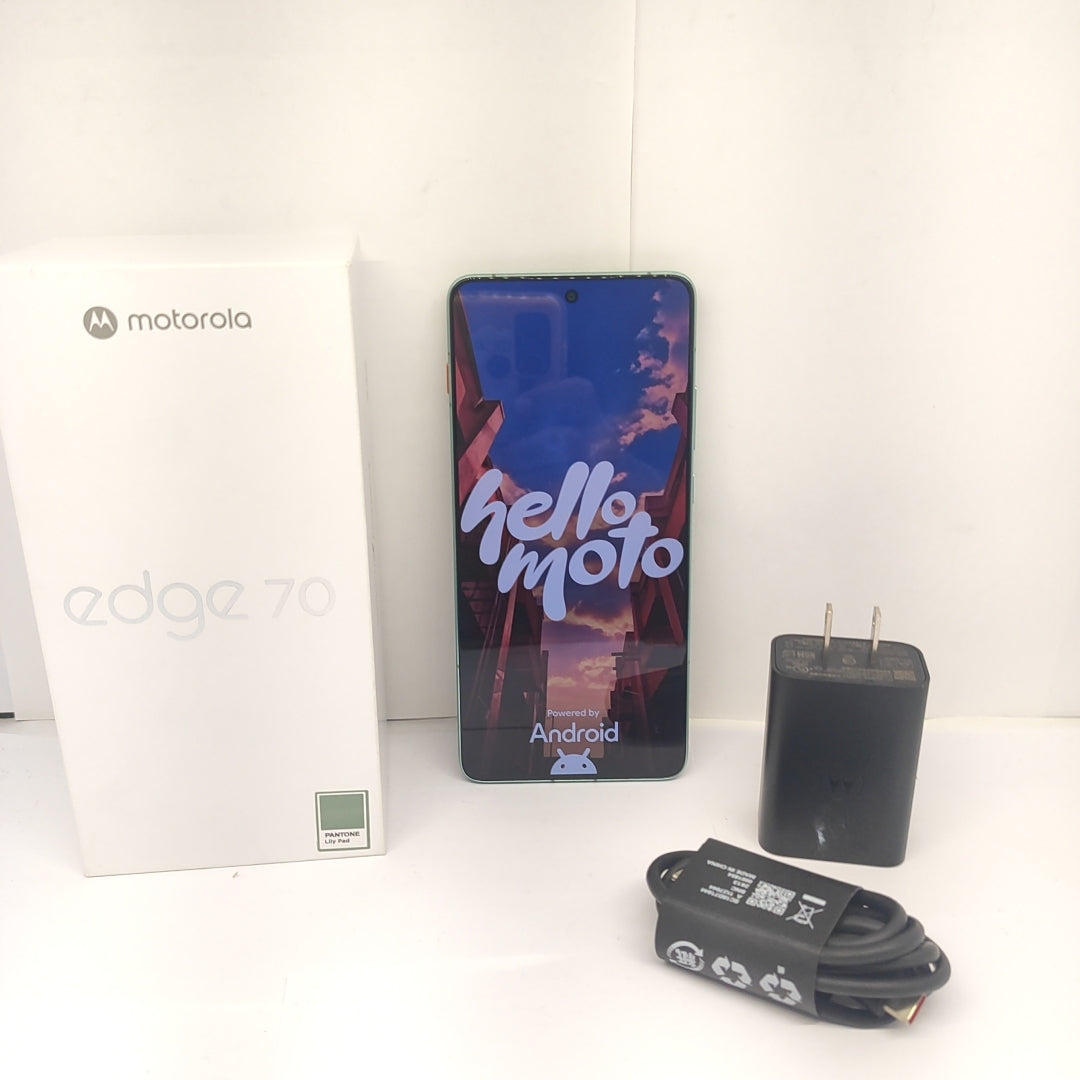CELULAR MOTOROLA EDGE 70 XT2601-3 (2025) 512 GB 12 GB RAM (SEMINUEVO)