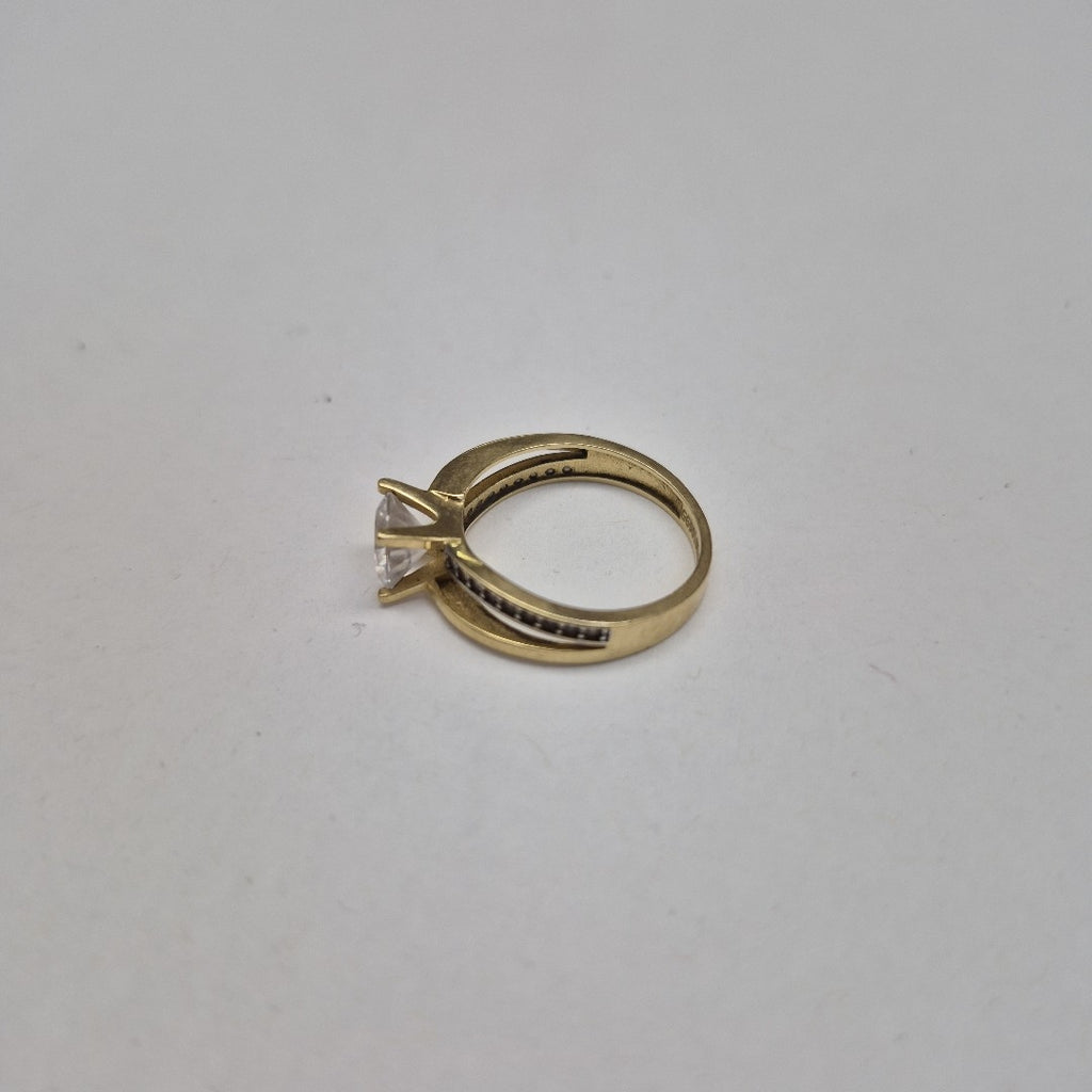 SOLITARIO ORO 10 K 2.5 GRMS (SEMINUEVO)