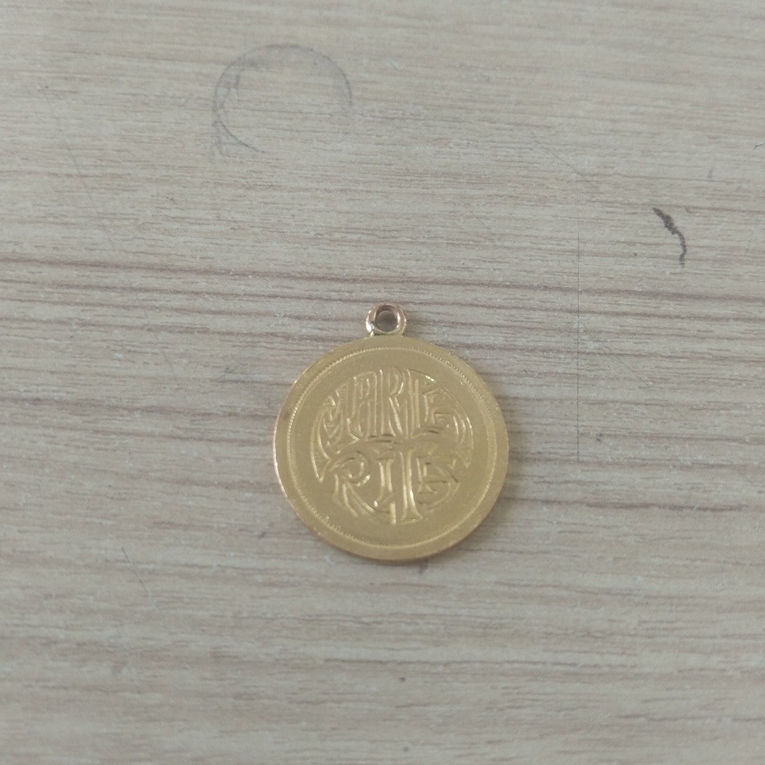 K1 15.1 GRMS 21 K IDENTIFICACIÓN DIJE MATERIALES ORO CANTIDAD DE PIE (SEMINUEVO)