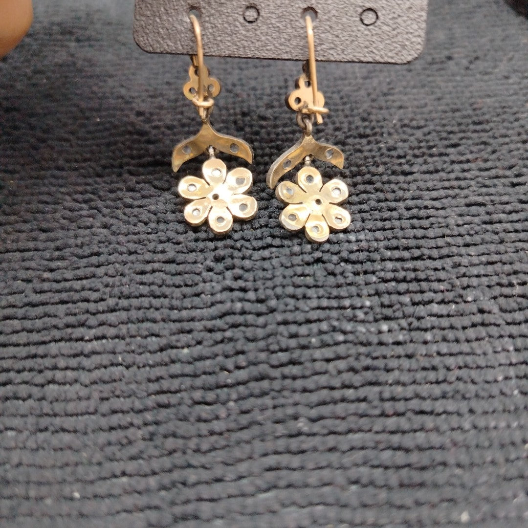 ARETES PAR ORO 8 K 4,00 GRMS (SEMINUEVO)