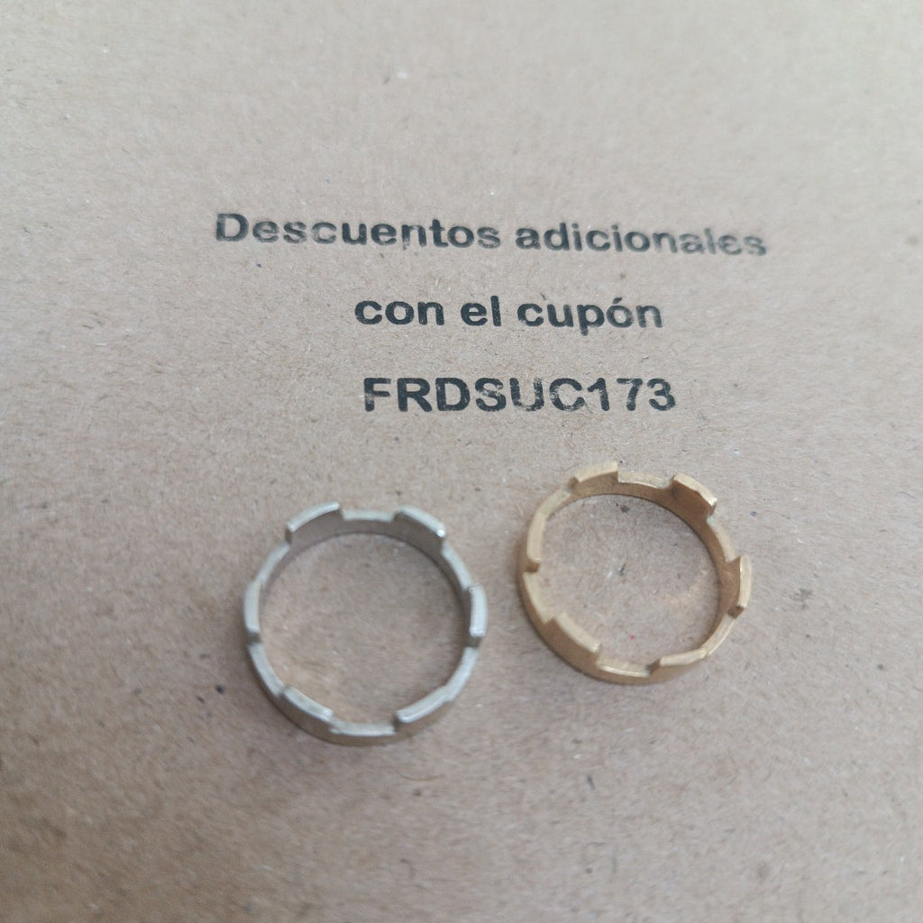 ANILLITO ORO, ORO COMBINADO 14 K 5.4 GRMS (SEMINUEVO)