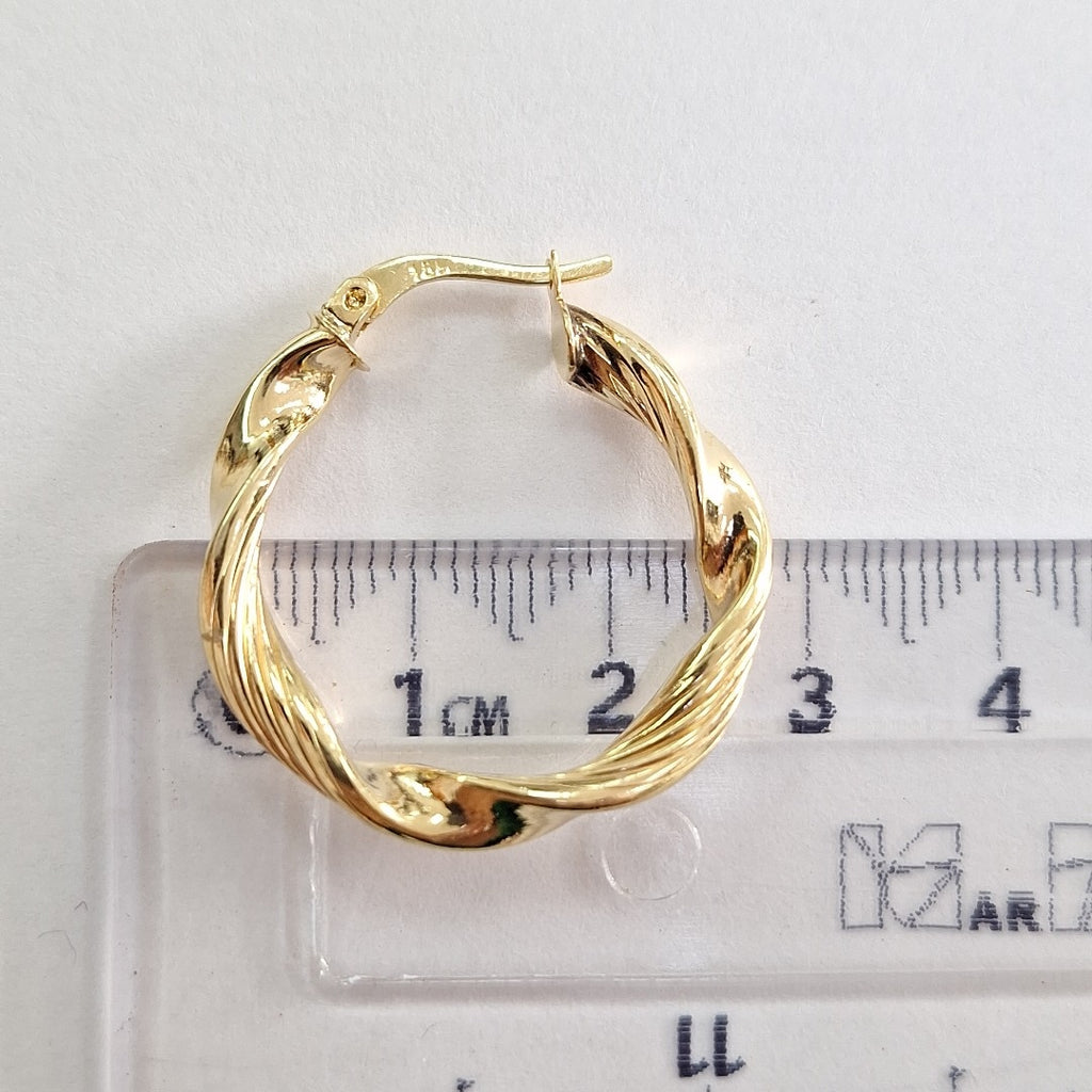 ARRACADAS PAR ORO 18 K 3.4 GRMS (SEMINUEVO)
