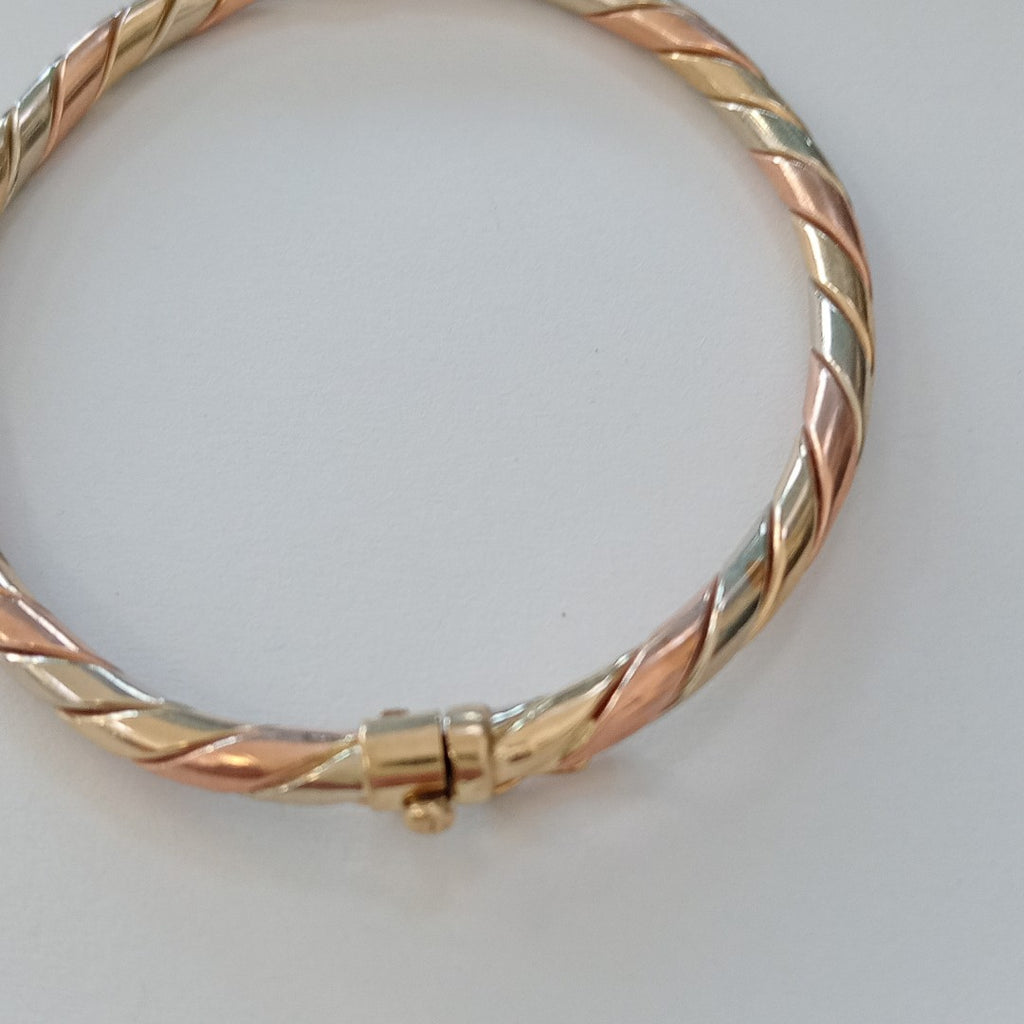 PULSERA RIGIDA ORO 10 K 12.1 GRMS (SEMINUEVO)