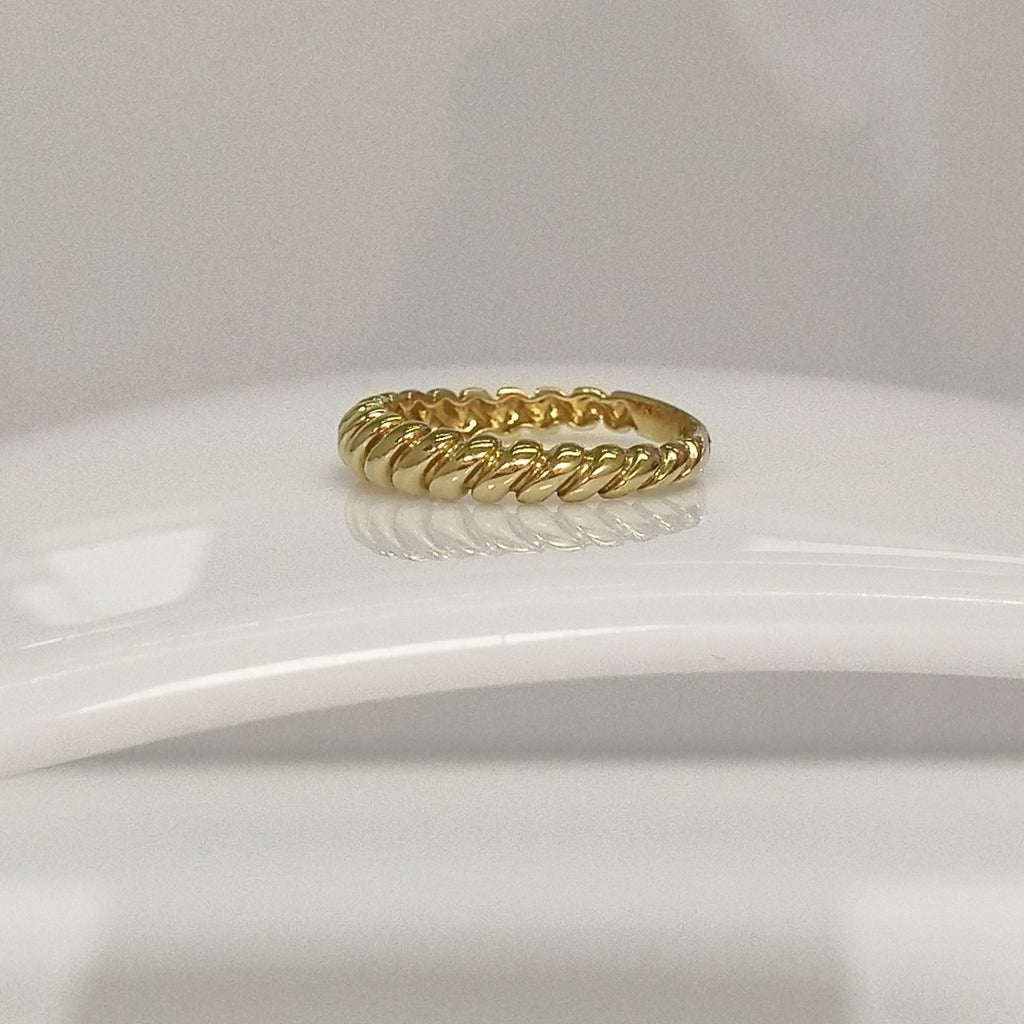 ANILLITO ORO 14 K 2.5 GRMS (SEMINUEVO)