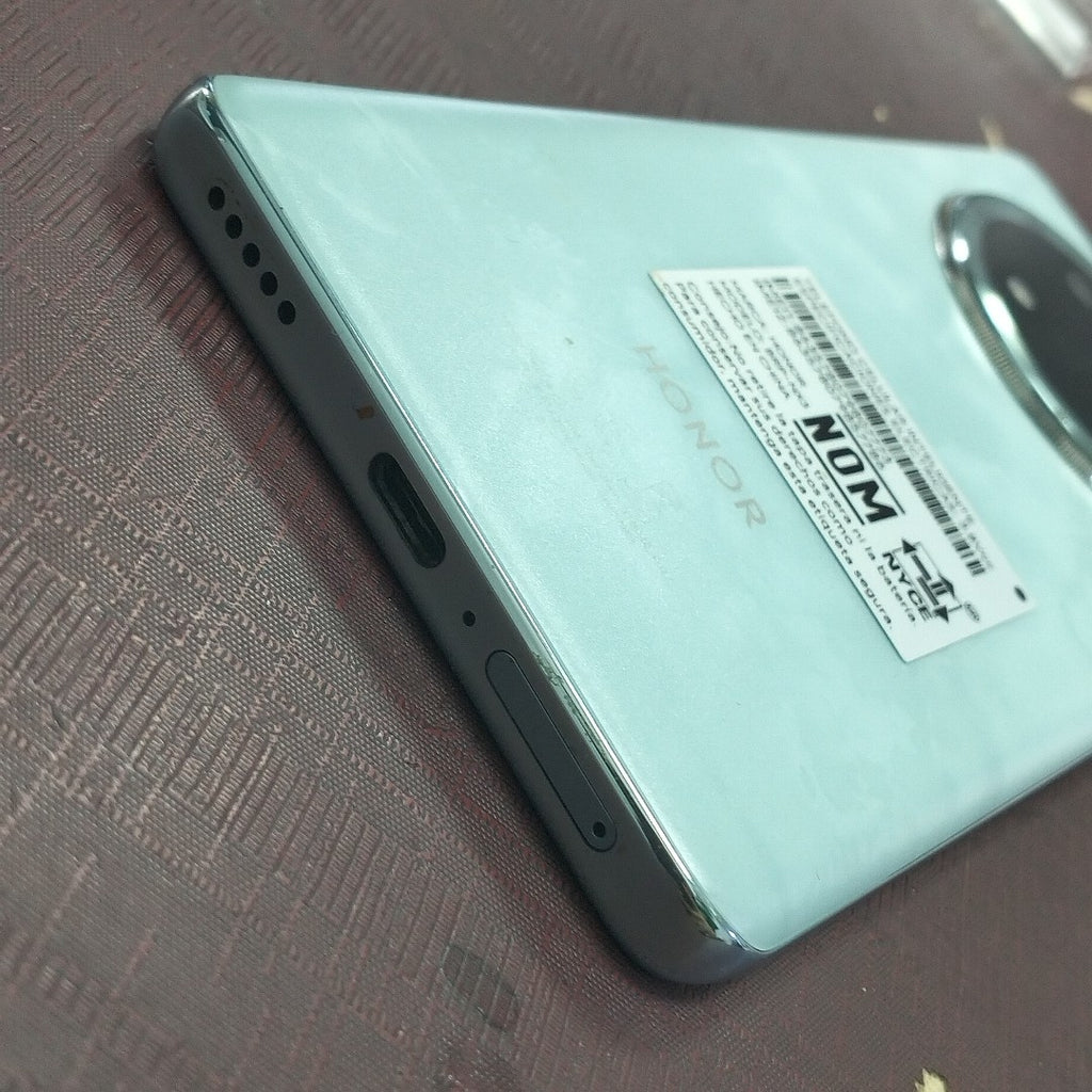 CELULAR HONOR MAGIC 7 LITE BRP-NX3 (2025) 512 GB 8 GB RAM (SEMINUEVO)