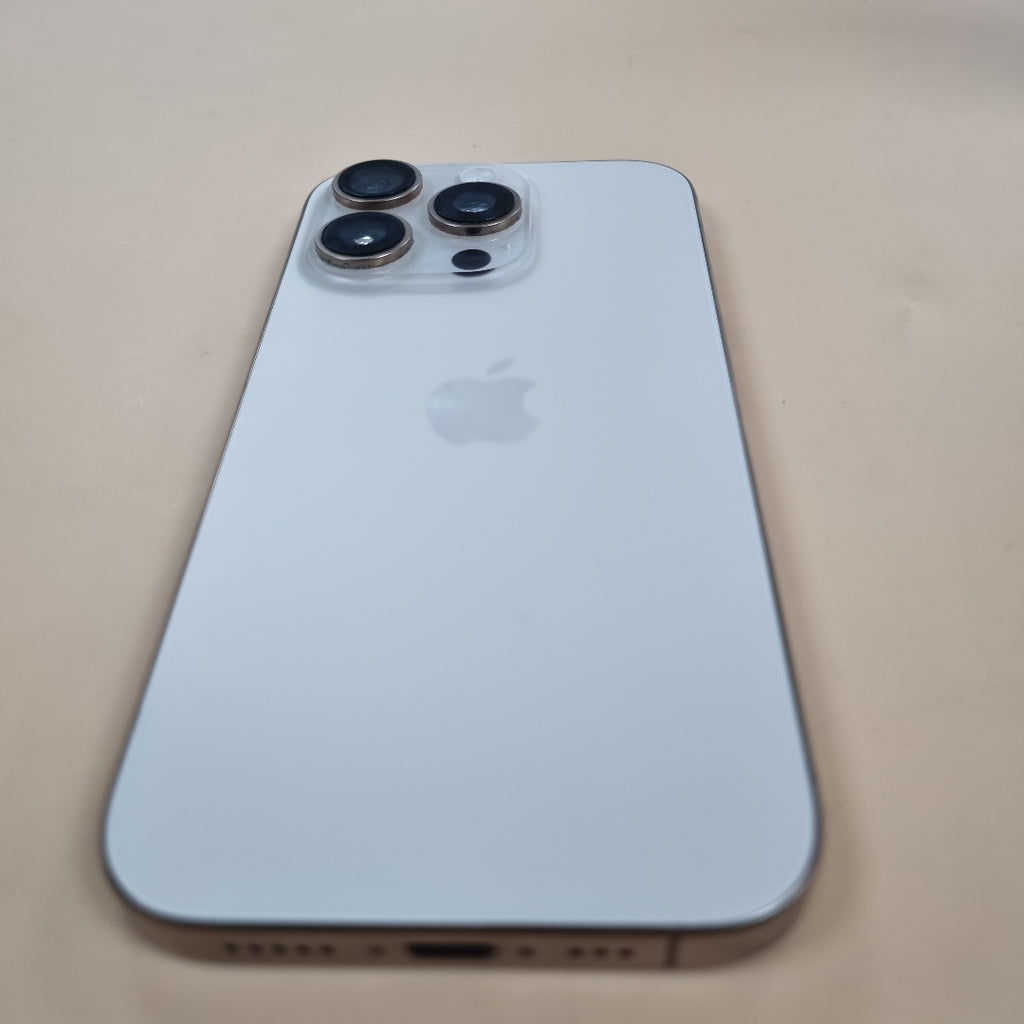 CELULAR APPLE IPHONE 16 PRO A3292 (2024) 128 GB 8 GB RAM (SEMINUEVO)
