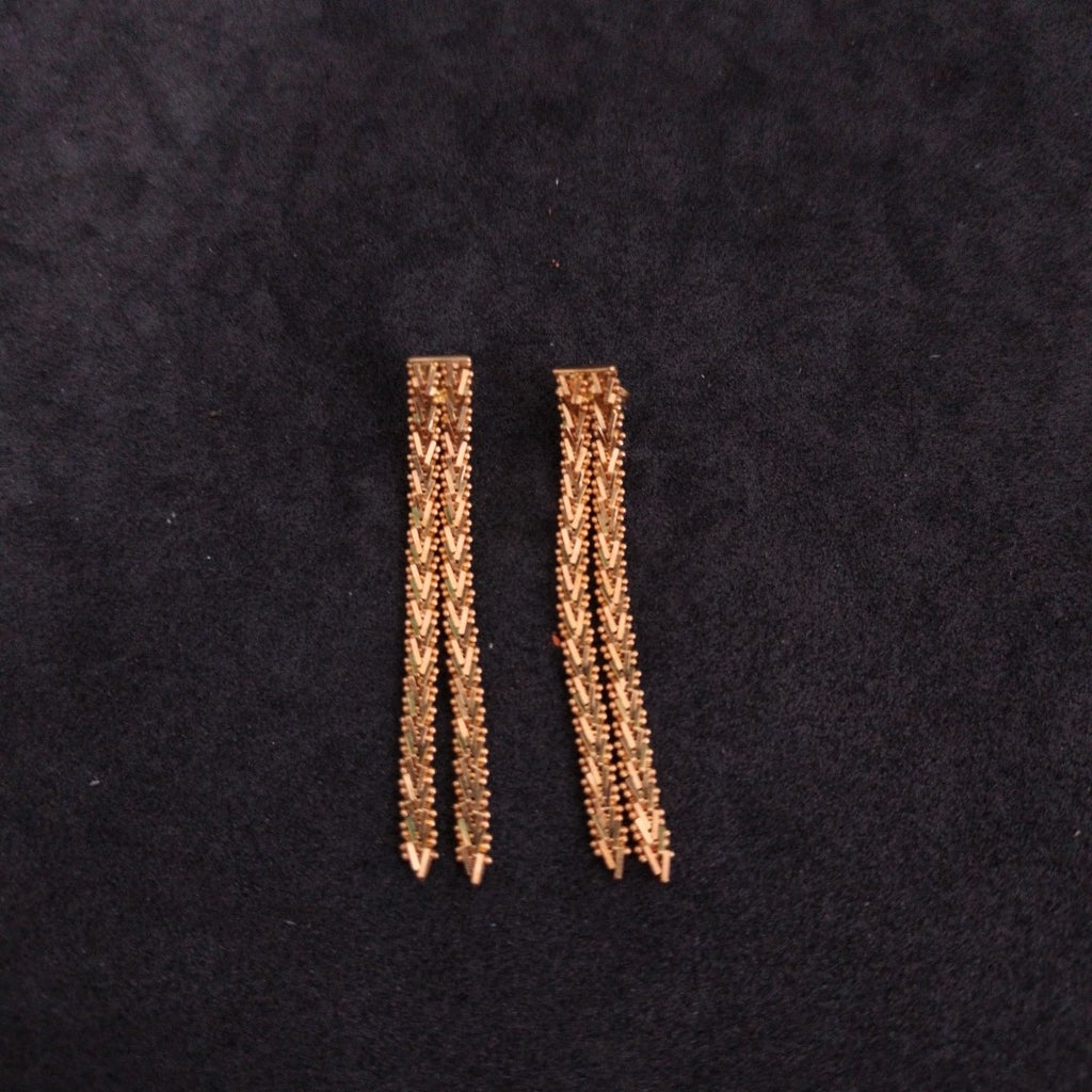 ARETES PAR ORO 18 K 6.9 GRMS (SEMINUEVO)