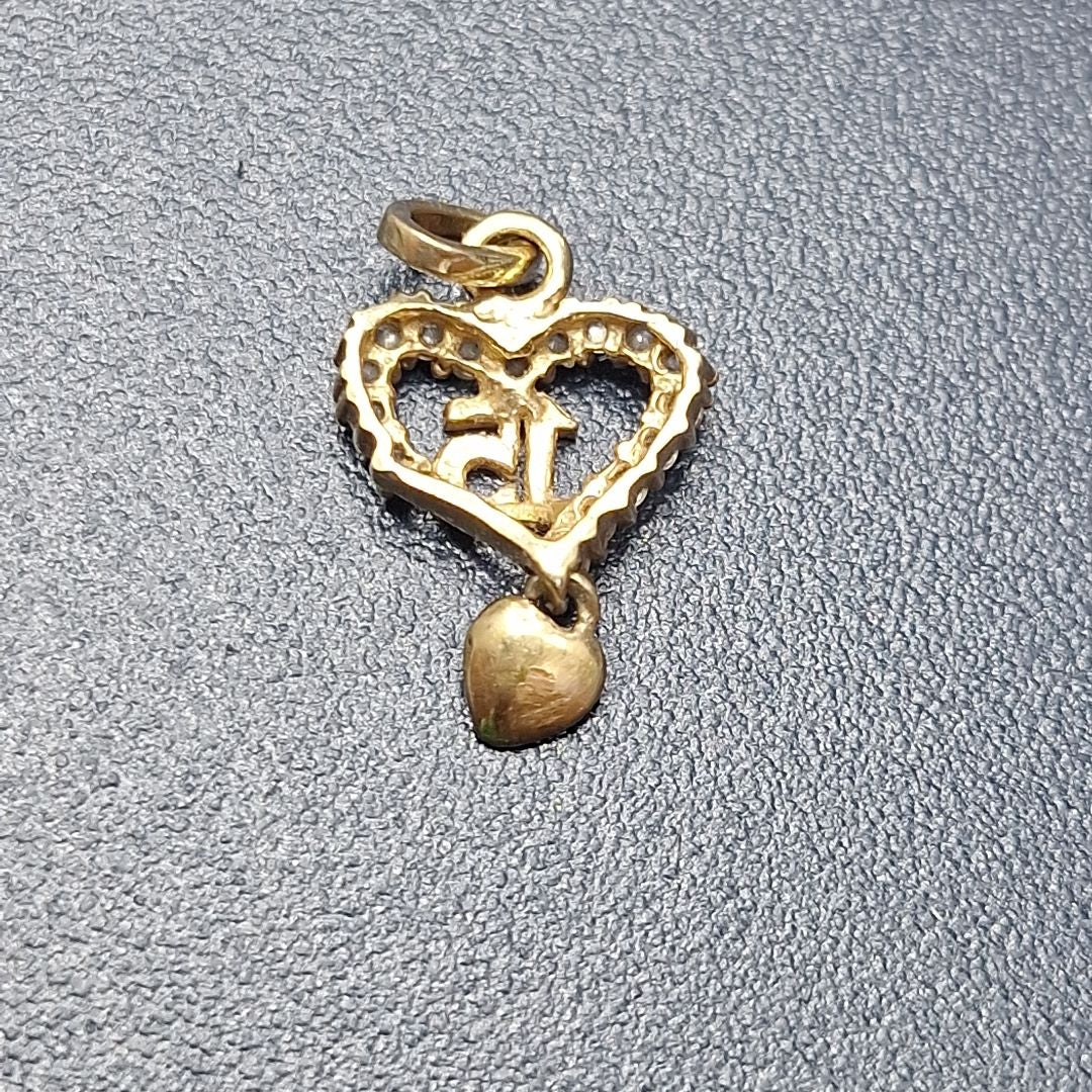 DIJE ORO 10 K 1.1 GRMS (SEMINUEVO)
