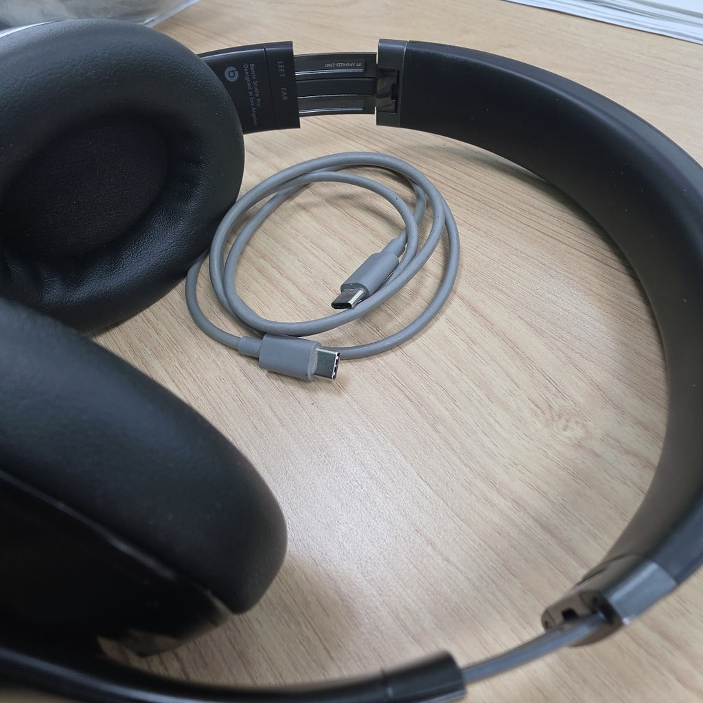 AUDIFONOS BEATS STUDIO PRO INALAMBRICO OVER EAR