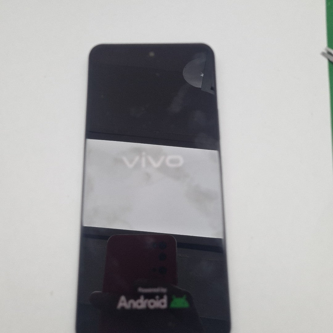 CELULAR VIVO Y28 V2352 256 GB 8 GB RAM (SEMINUEVO)