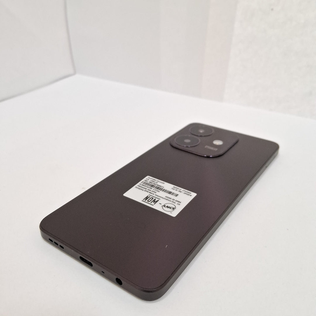 CELULAR OPPO A40 CPH2669 (2024) 256 GB 4 GB RAM (SEMINUEVO)