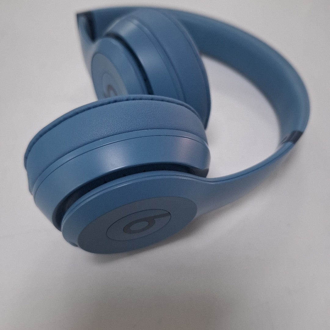 AUDIFONOS BEATS SOLO 4 INALAMBRICO ON EAR (SEMINUEVO)