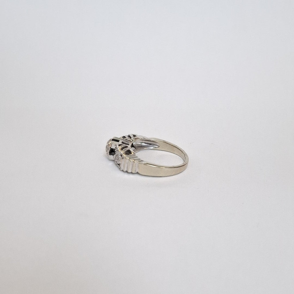 ANILLITO ORO BLANCO 18 K 4,60 GRMS (SEMINUEVO)