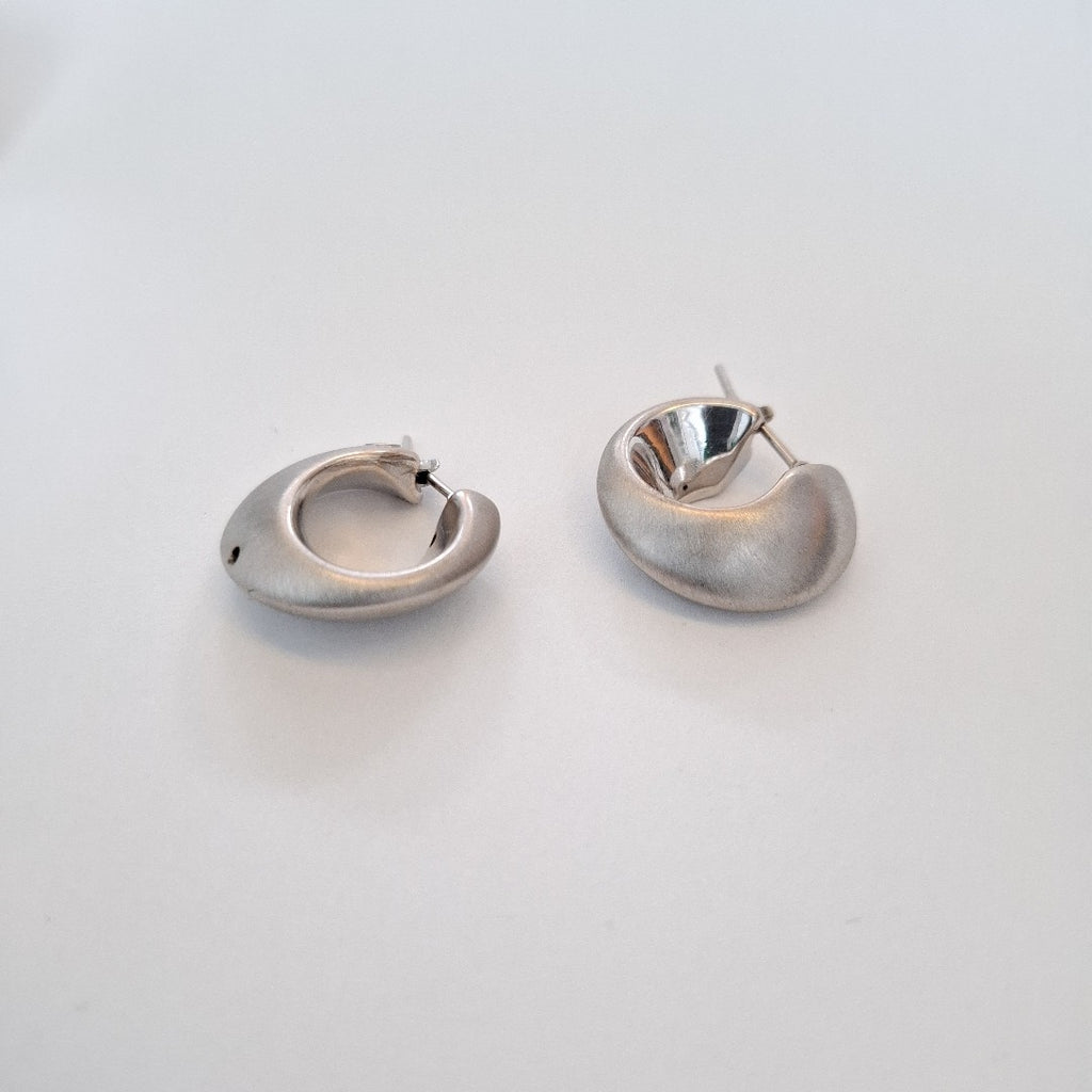 ARRACADAS PAR ORO BLANCO 14 K 5,30 GRMS (SEMINUEVO)