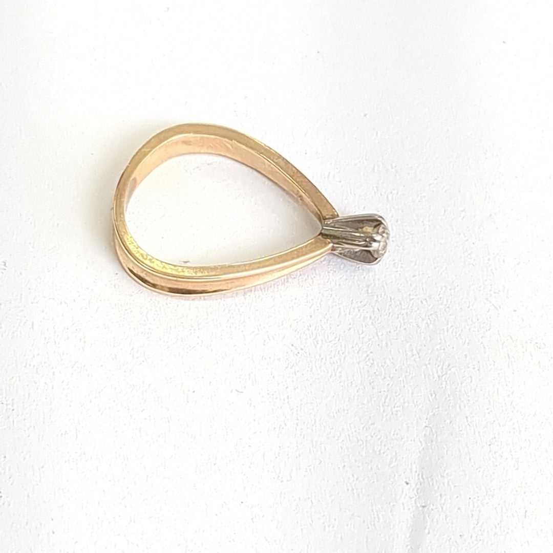 SOLITARIO ORO 14 K 2.7 GRMS (SEMINUEVO)