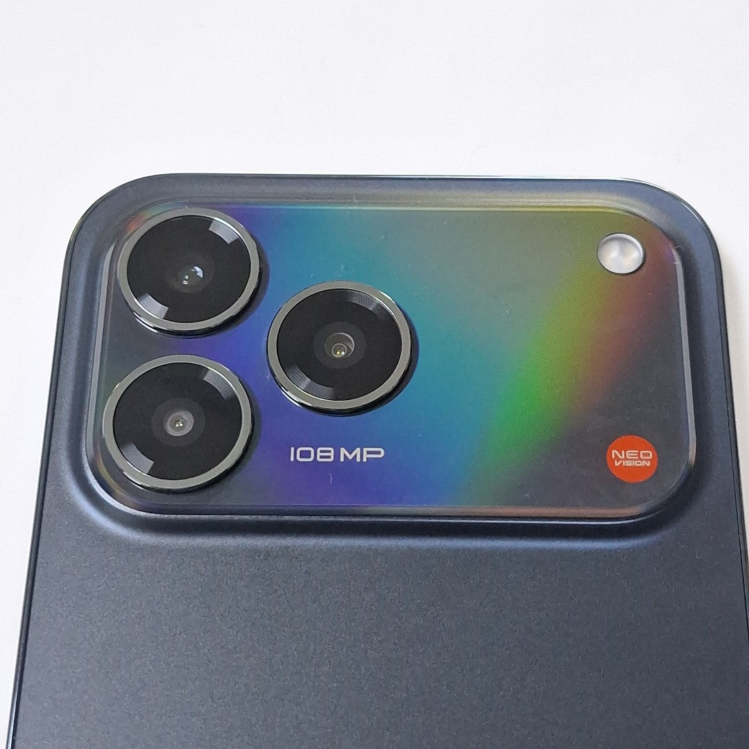 CELULAR NUBIA V80 PRO Z2576 (2025) 256 GB 8 GB RAM (SEMINUEVO)