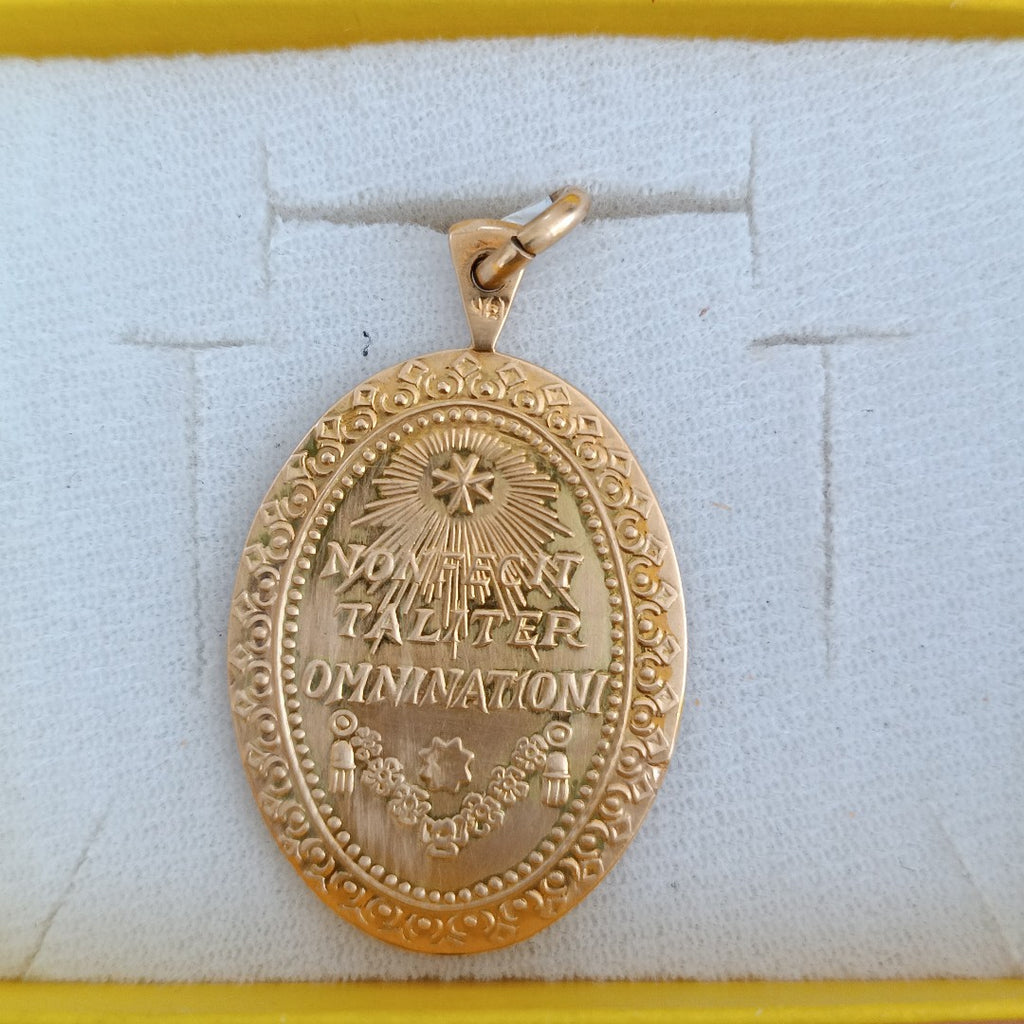 DIJE ORO 18 K 17.6 GRMS (SEMINUEVO)