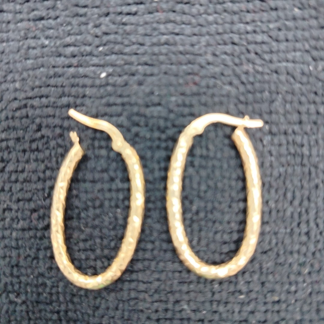 ARRACADAS PAR ORO 10 K 0.9 GRMS (SEMINUEVO)