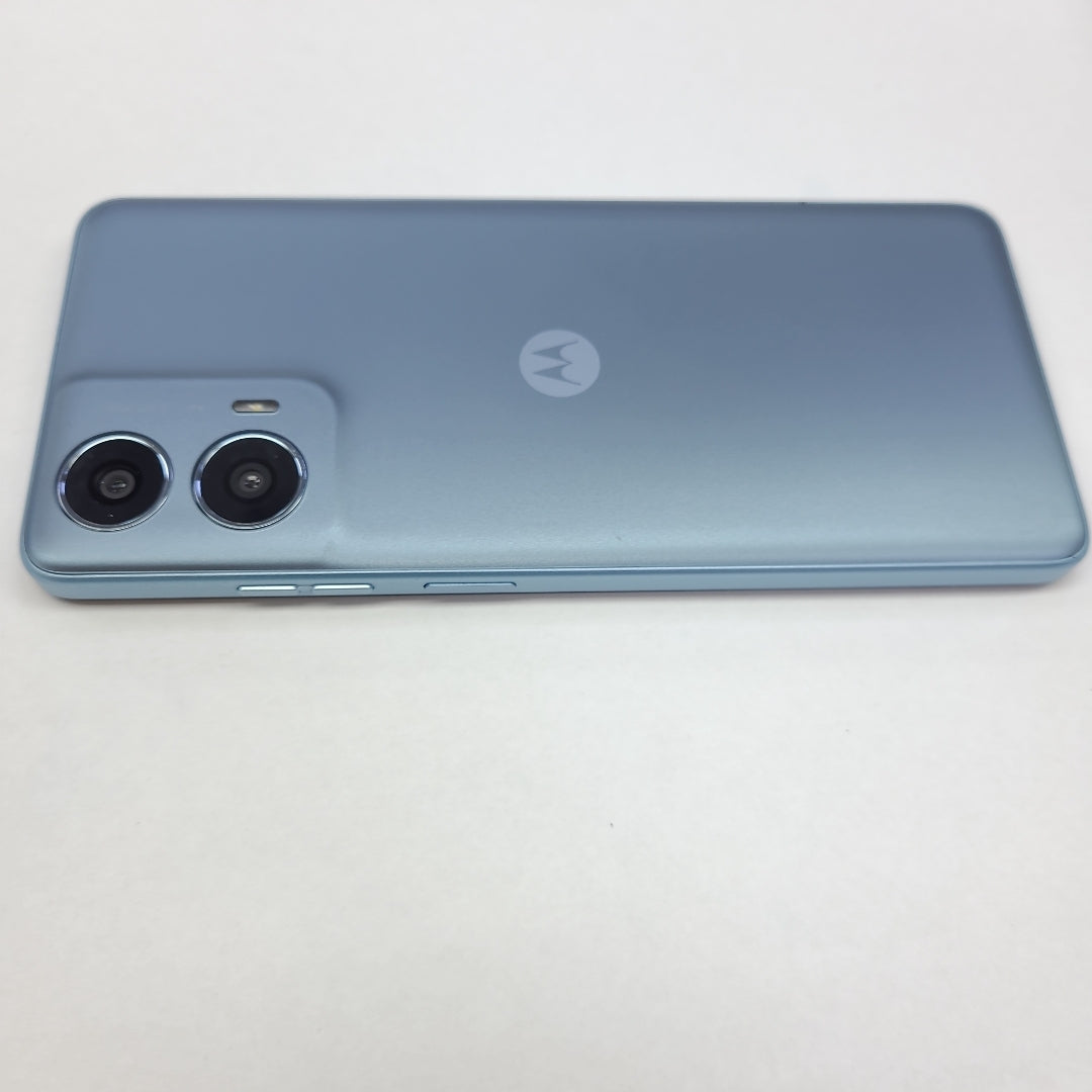 CELULAR MOTOROLA MOTO G24 POWER XT2425-1 (2024) 256 GB 4 GB RAM (SEMINUEVO)