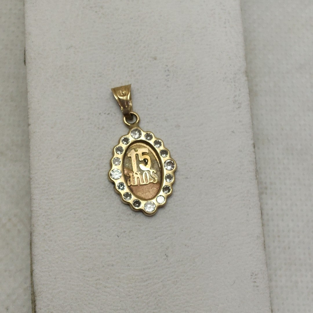 DIJE ORO 10 K 0,80 GRMS (SEMINUEVO)