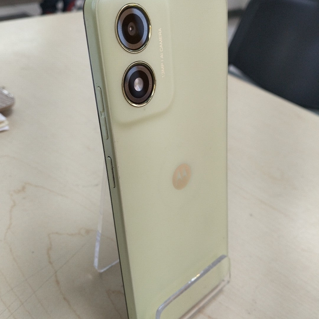 CELULAR MOTOROLA MOTO E14 XT2421-12 (2024) 64 GB 2 GB RAM (SEMINUEVO)