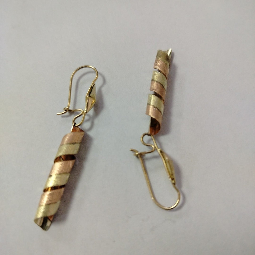 ARETES PAR ORO 8 K 2,80 GRMS (SEMINUEVO)