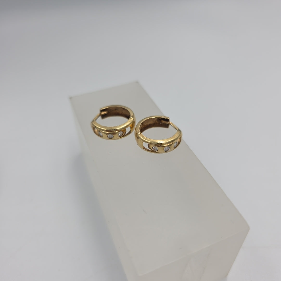 ARRACADAS PAR ORO 14 K 2.8 GRMS (SEMINUEVO)