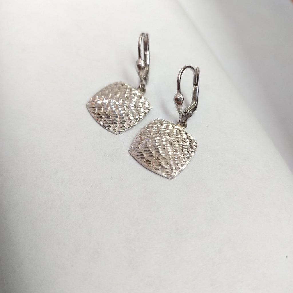 ARETES PAR ORO BLANCO 14 K 3.5 GRMS (SEMINUEVO)